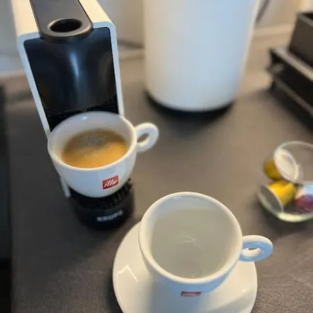 Hermes - In The Just Steps To The Sea! Apartment *