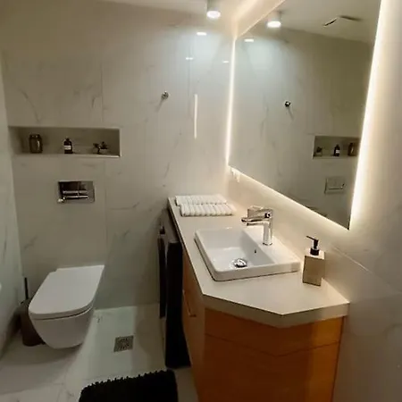 Hermes - In The Just Steps To The Sea! דירה