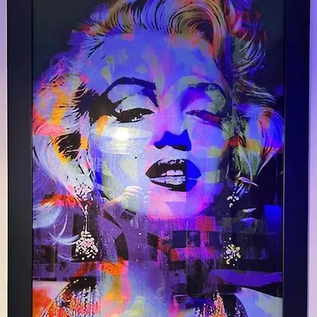 Hermes - In The Just Steps To The Sea!