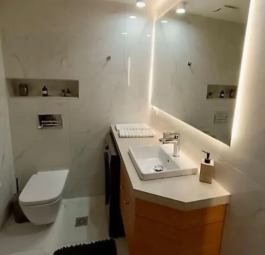 Hermes - In The Just Steps To The Sea! Apartment